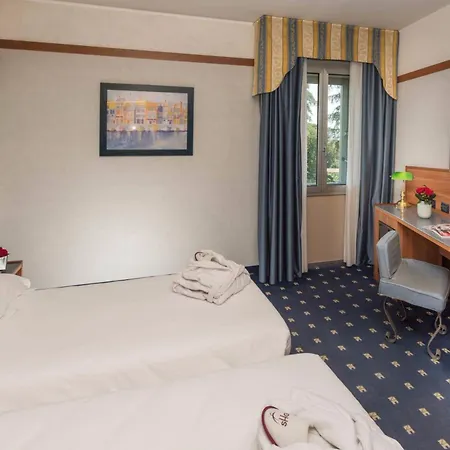 Shg Bologna Hotel 4*