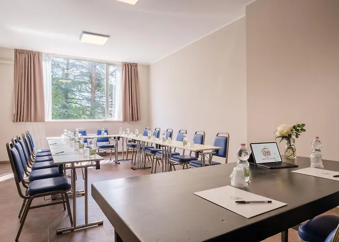 Shg Bologna מלון 4*