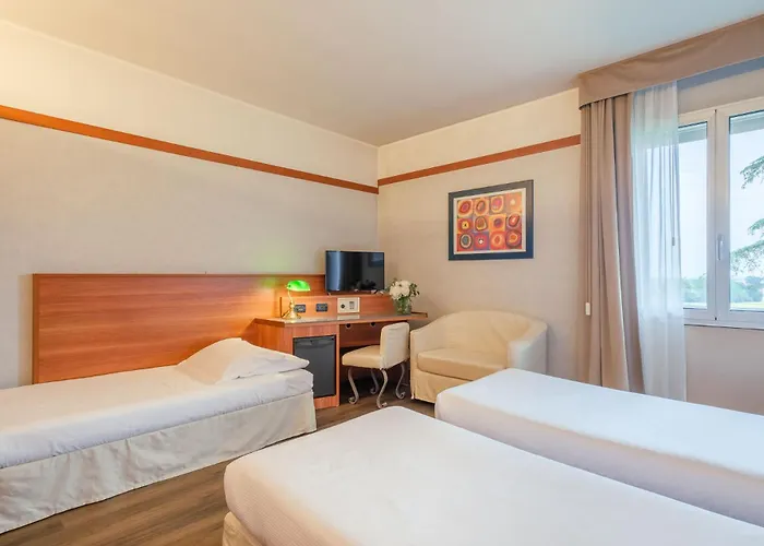 Hotel Shg Bologna 4*