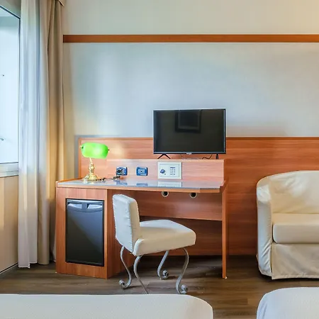 Shg Bologna Hotel 4*